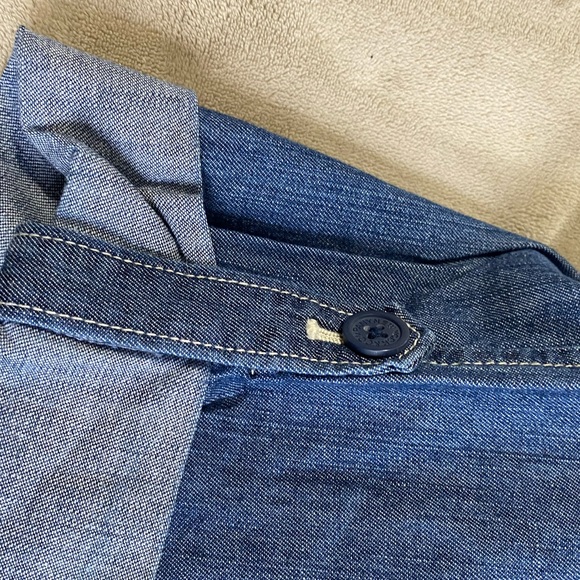 New York & Company Denim Capris - Picture 13 of 14